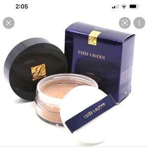 New in box Estée Lauder powder